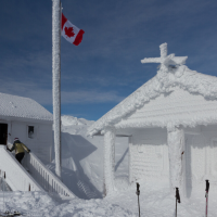 Em 1947, a cidade de Yukon atingiu -63ºC. Então, um cientista começou a ouvir conversas a 5 km de distância