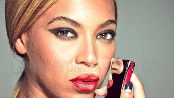 Depois de Justin Bieber, Beyoncé tem fotos polêmicas sem Photoshop vazadas na web!