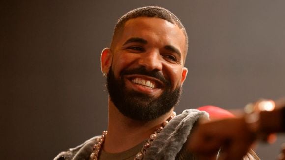 Drake interrompe carreira: 10 famosos que se afastaram dos holofotes por problemas de saúde