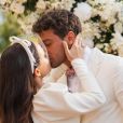 Bruxa? Gravata do marido de Larissa Manoela em casamento pode ter indireta para mãe da atriz
