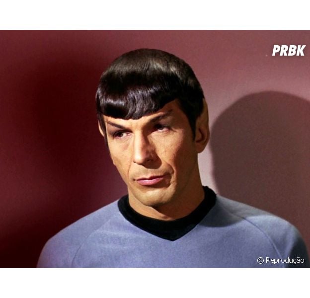 
Lionard Nimoy em seu personagem Spock em "Guerra nas Estrelas"


