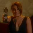  Em "Glee", Rachel (Lea Michele) ganhou o pr&ecirc;mio que sempre sonhou 