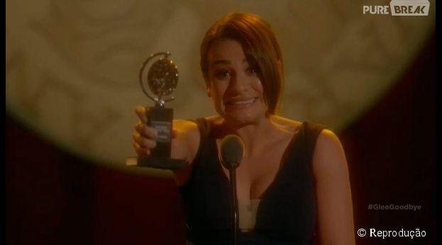 Em "Glee", Rachel (Lea Michele) ganhou o pr&ecirc;mio que sempre sonhou
