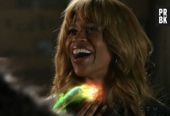 Ursula (Merrin Dungey) teve seu final feliz ao conseguir sua voz de volta em "Once Upon a Time"