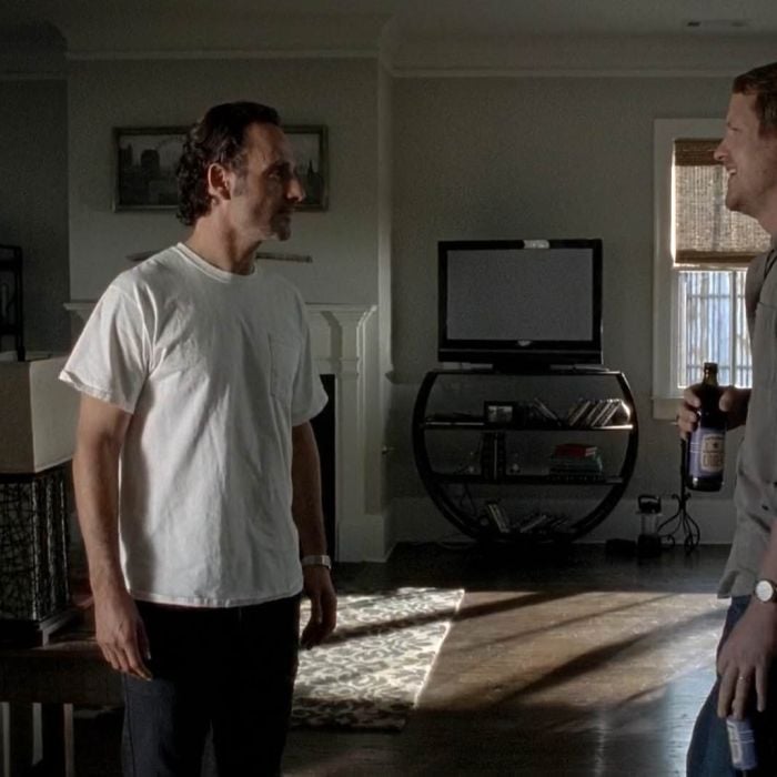 Em &quot;The Walking Dead&quot;, Rick (Andrew Lincoln) se meteu em uma confusão com Pete (Corey Brill)