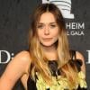 Elizabeth Olsen além de ser boa atriz, tem a genética ao seu favor! É a atriz que melhor se encaixaria para viver o papel das gêmeas Olsen em "Três é Demais"