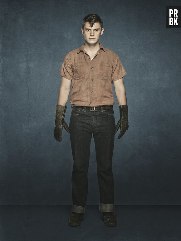 Em "American Horror Story: Freakshow", Evan Peters viveu Jimmy Darling