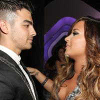 Demi Lovato e amigos se pronunciam sobre revelações de Joe Jonas: "Patético"