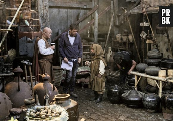 Peter Dinklage, assim como o Tyrion de "Game of Thrones", não resiste a uma boa bebida, mas a dele é sem álcool!