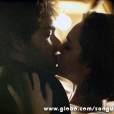 Giane (Isabelle Drummond) surpreende Fabinho (Humberto Carrão) ao dar um beijo inesquecível no ex-bad boy em "Sangue Bom"!