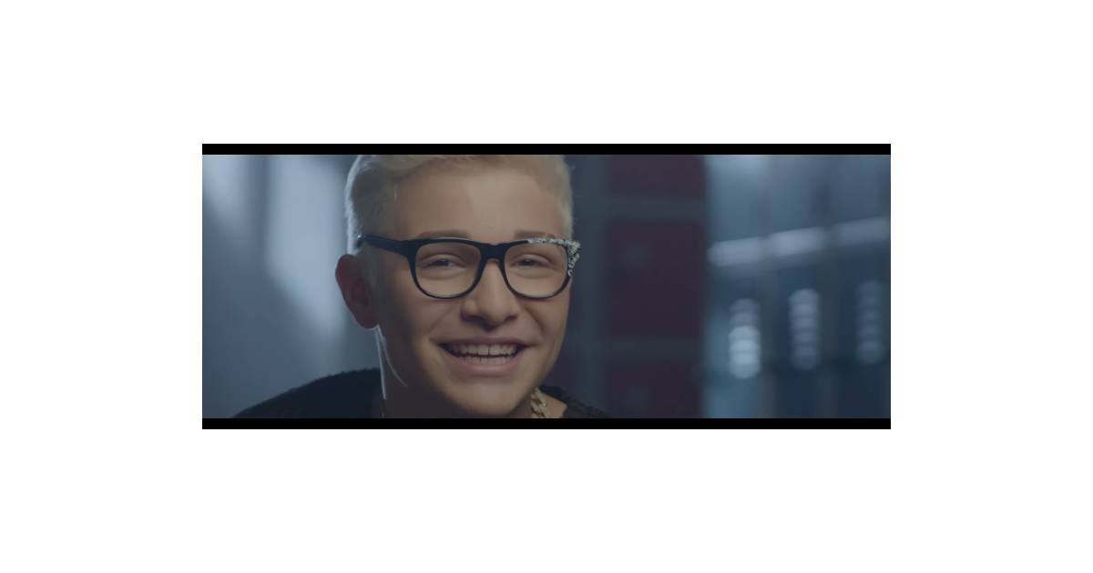 Mc Gui Lanca Clipe Emocionante Do Hit Sua Historia Em Homenagem Ao Irmao Gustavo Purebreak Eu acho que você não tem coração mc gui para você ter feito. mc gui lanca clipe emocionante do hit
