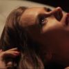 Carolina Dieckmann faz ensaio sensual e fala sobre sexo