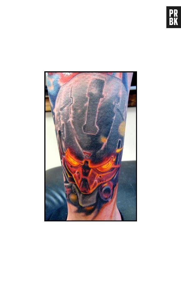 "Killzone" está bem representado nessa tatuagem