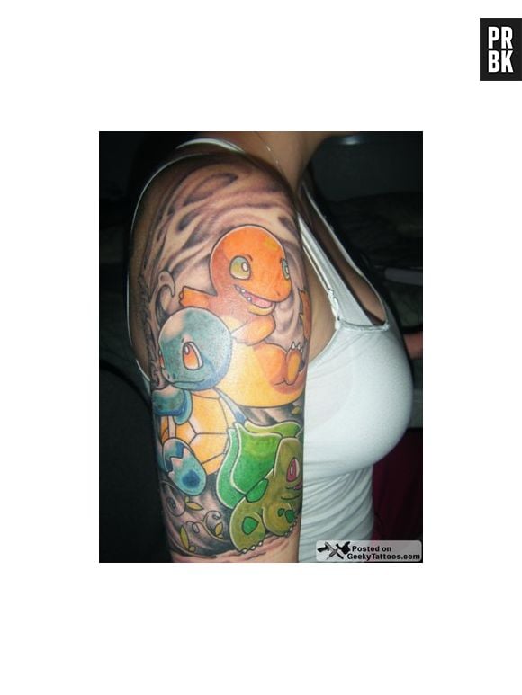 Mais uma tatoo com os três pokémons iniciais clássicos da primeira geração: Charmander, Squirtle e Bulbasaur