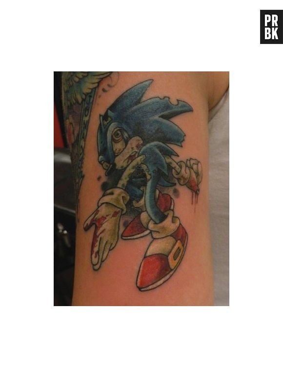 Outro Sonic estilizado vira tatuagem!