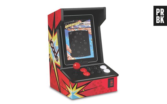 iCade é um suporte para iPad que te permite uma experiência com jogos diferente e divertida