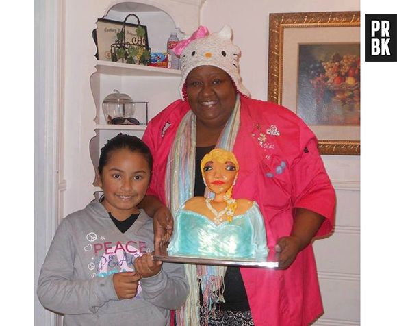 Prepare o lencinho e descubra a verdadeira histórias por trás do "Bolo feio da Elsa", princesa do filme "Frozen".