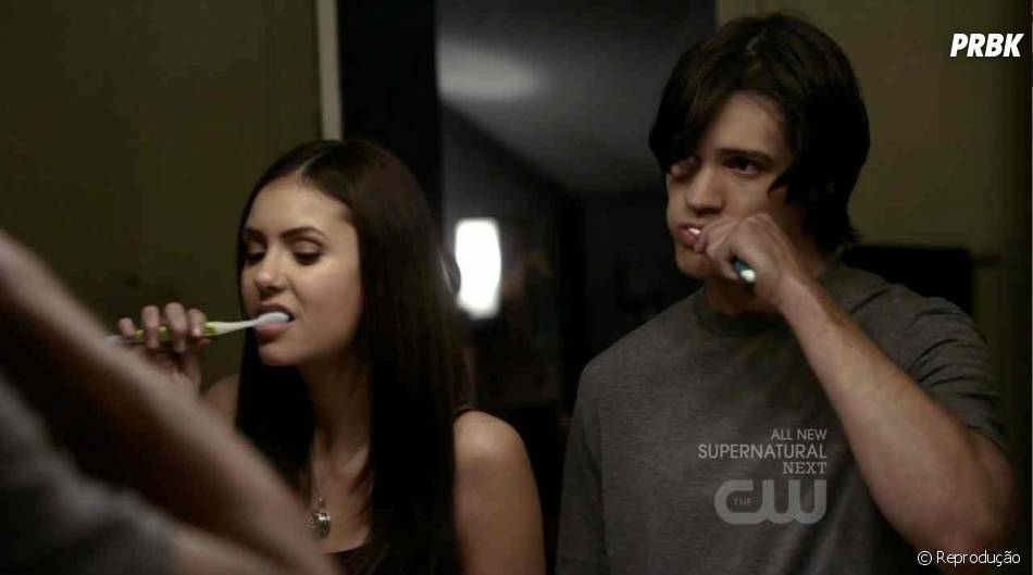 Em The Vampire Diaries, Steven R. McQueen era irmão da mocinha Elena