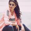 Selena Gomez fala sobre Justin Bieber e assédio da mídia em nova entrevista