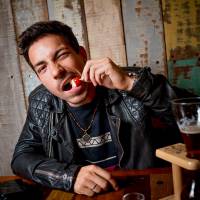 Di Ferrero abre o jogo sobre legalização da maconha, namoro com Isabeli Fontana e futuro do NX Zero!