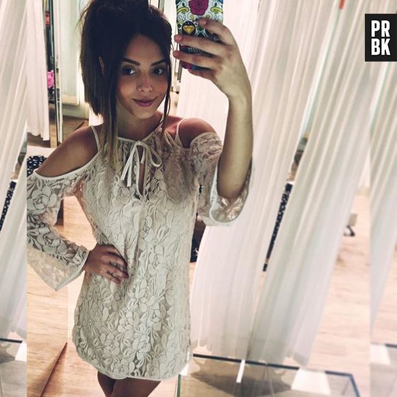 Giovanna Lancellotti, de "A Regra do Jogo", é gente como a gente e adora fazer umas comprinhas