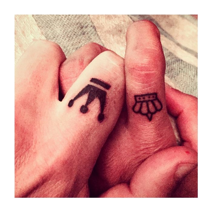 Tatuagens simples e lindas mostrando a dupla que o amor reina!