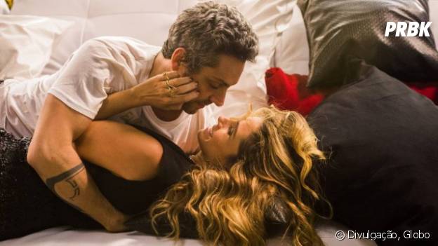 Novela "A Regra do Jogo": Atena (Giovanna Antonelli) e Romero (Alexandre Nero) transam no aniversário do ex-vereador