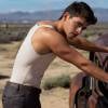 Gregg Sulkin, de "Faking It", posa sensual para a revista Flaunt