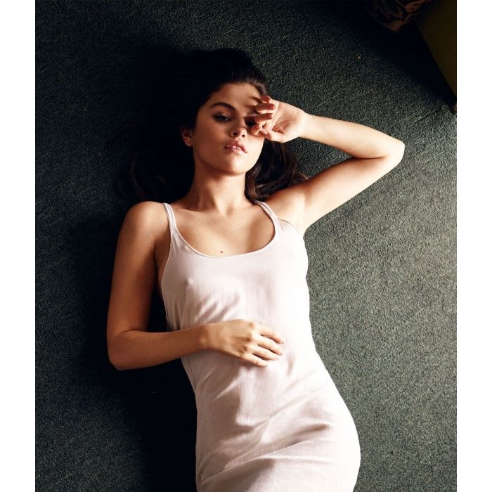 Selena Gomez será a primeira capa de 2016 da revista InStyle