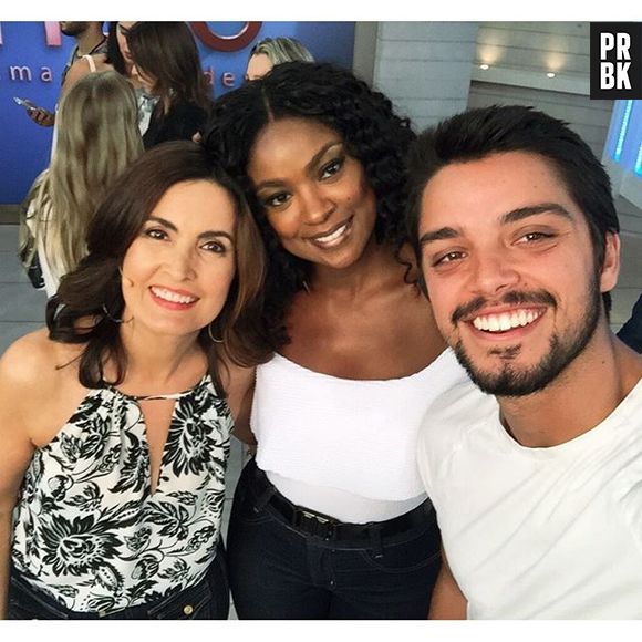Rodrigo Simas vai ao "Encontro com Fátima Bernardes" e fala sobre irmãos nos bastidores da atração