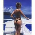 Bárbara Evans mostra todos os ângulos de seu corpo sexy durante viagem a Austrália
