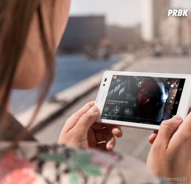 Quer traduzir músicas no celular? Confira os melhores aplicativos para  Android, iOS e Windows Phone! - Purebreak