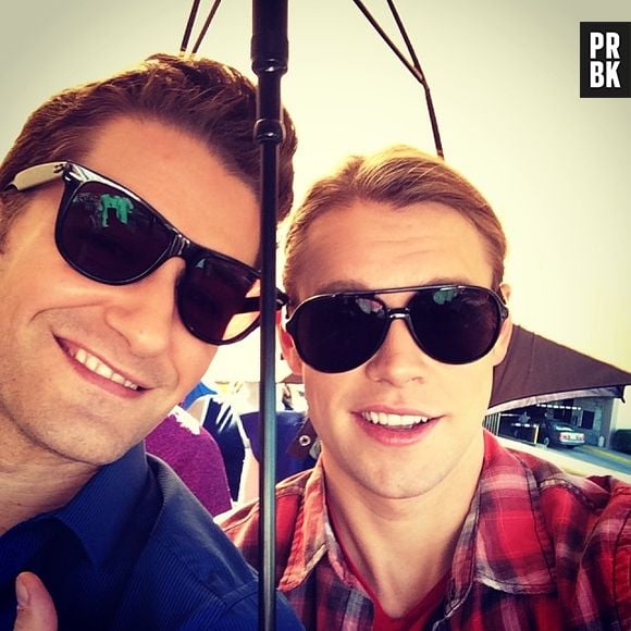 Matthew Morrison também foi clicado com Chord Overstreet nos bastidores de "Glee"