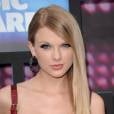  Taylor Swift no CMT Music Awards em 2010 