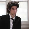 O ator francês Louis Garrel é o favorito do diretor Christophe Honoré e já estrelou seis de seus projetos