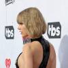 Olha a abundância da Taylor Swift no iHeartRadio Music Awards 2016!