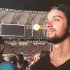 Olha o gato do Rodrigo Simas no show do Coldplay no Rio de Janeiro!