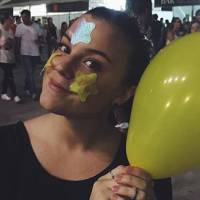 Alice Wegmann, Giulia Costa, de "Malhação", Thiaguinho e mais famosos curtem show do Coldplay no Rio