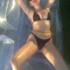 Miley Cyrus relaxando na piscina? Nem essa os hackers perdoaram!
