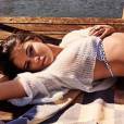 Selena Gomez é fotografada por  Victor Demarchelier  