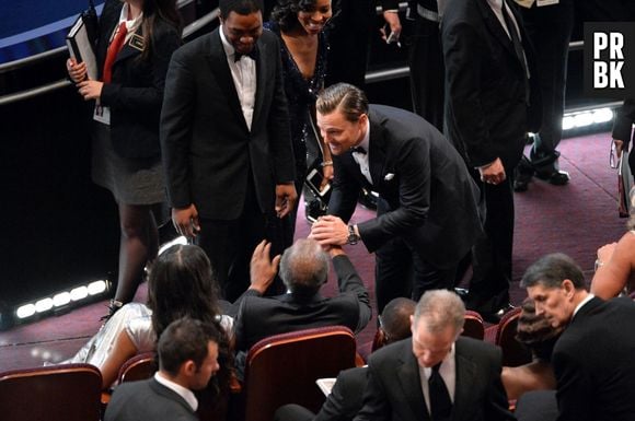 Leonardo DiCaprio cumprimenta Martin Scorcese no Oscar 2014