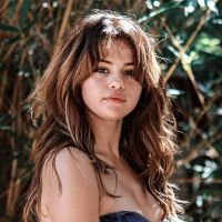 Selena Gomez com novo CD? Cantora revela no Twitter que material está quase pronto!