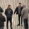 One Direction preciso se aquecer nas gravações do novo clipe