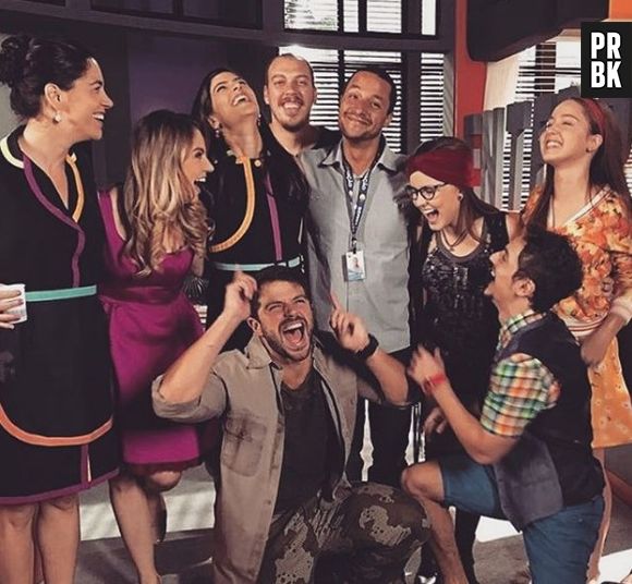 Durante as  gravações de "Cúmplices de Um Resgate", o elenco também consegue se divertir