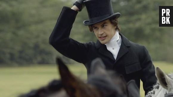 Theo James fez uma participação na série "Downton Abbey"