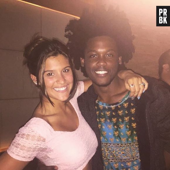 De "Malhação: Seu Lugar No Mundo": Giulia Costa fez inúmeros registros da festinha