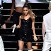 Rihanna riu da transformação de Ariana Grande no "iHeartRadio Music Awards"