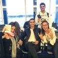 Novela "Malhação": Sérgio Malheiros, Amanda de Godoi, Juliano Laham e Laryssa Ayres posam juntos no aeroporto, antes de embarcarem para Orlando, nos Estados Unidos