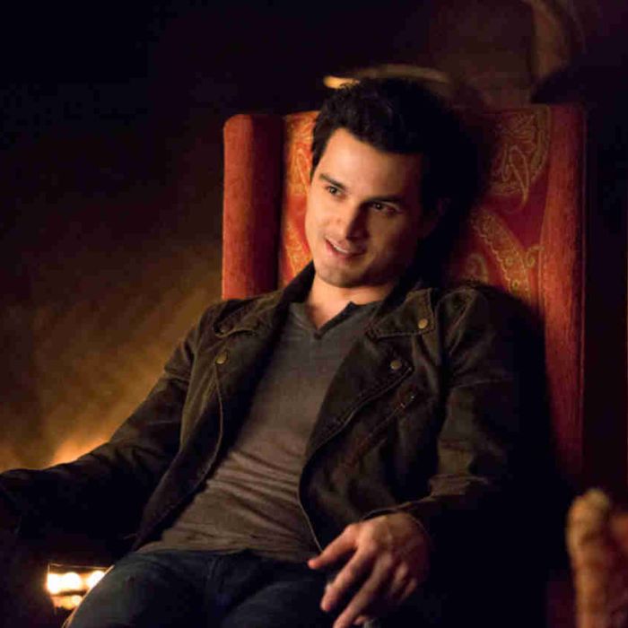  Enzo (Michael Malarkey) vai se desentender com Alaric (Matthew Davis) em &quot;The Vampire Diaries&quot; 