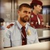 Gerard Piqué atacando de balconista de aeroporto no Instagram! 